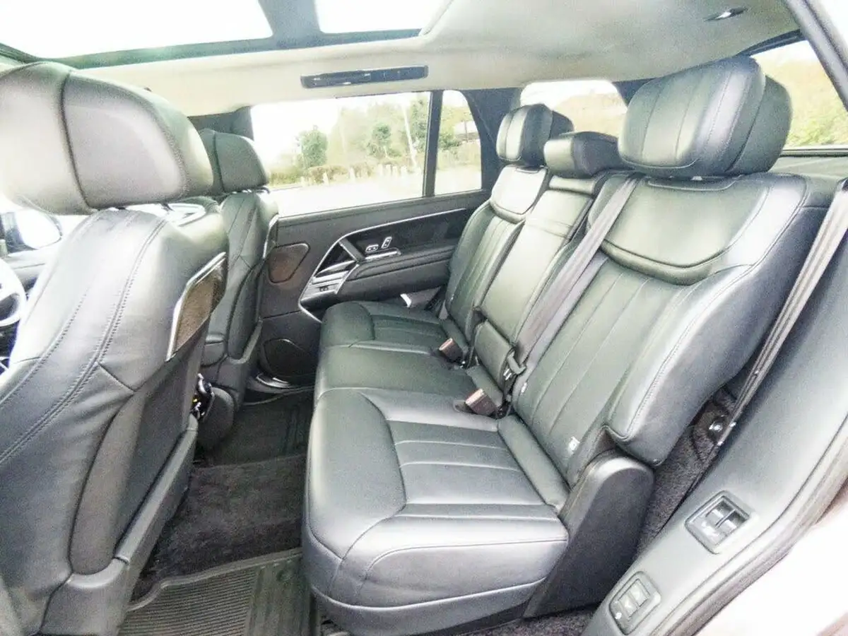 2022-land-rover-range-rover-30-d350-autobiography-big-28