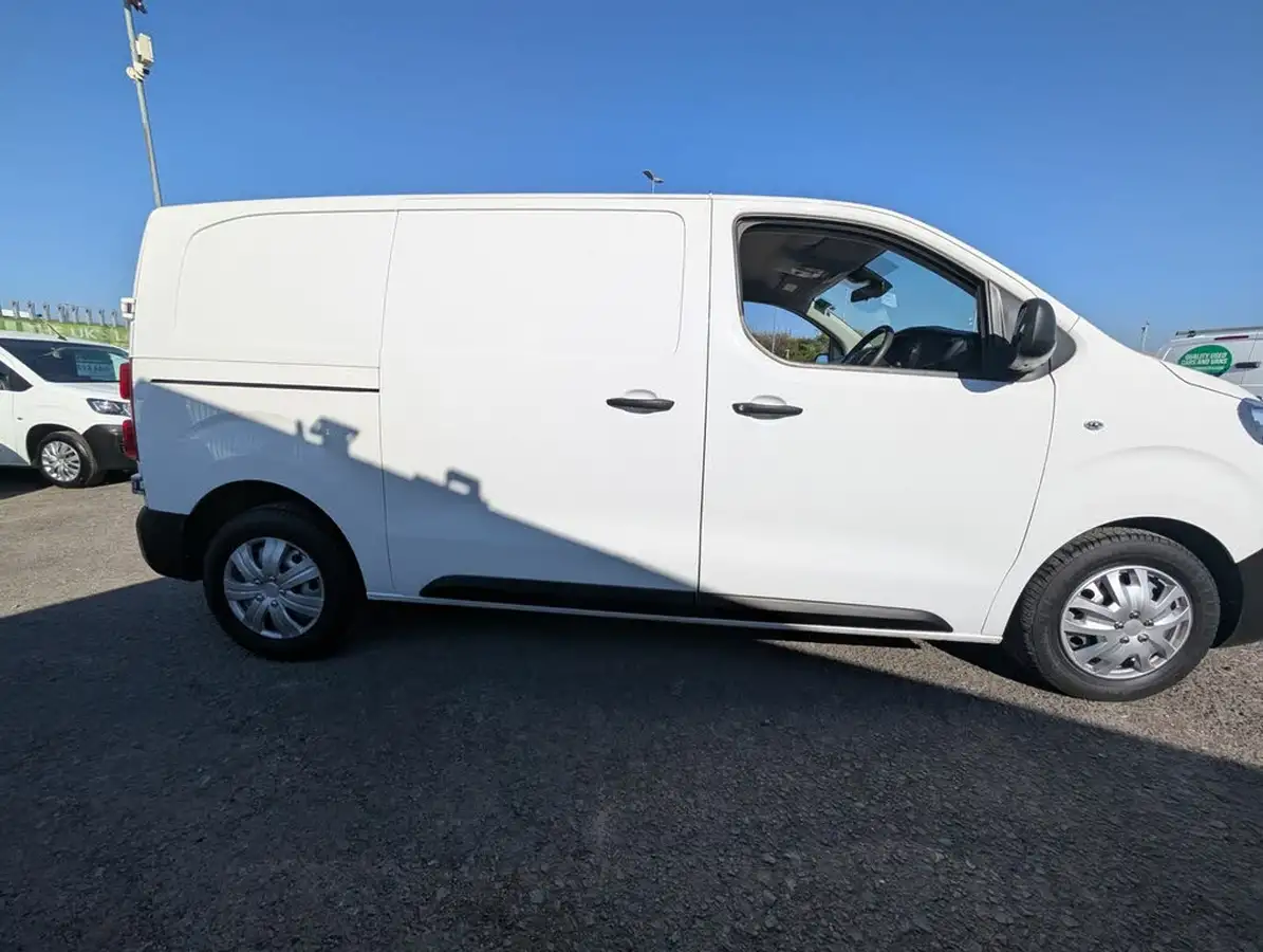 2021-peugeot-expert-20-bluehdi-professional-standard-1400-eu6dt-crew-big-13