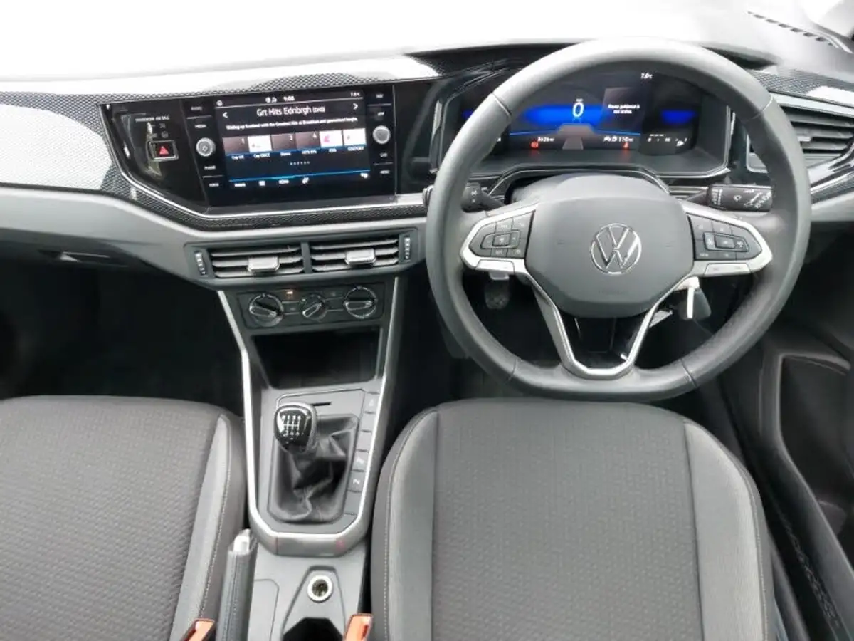 2024-volkswagen-taigo-10-tsi-life-110ps-big-2