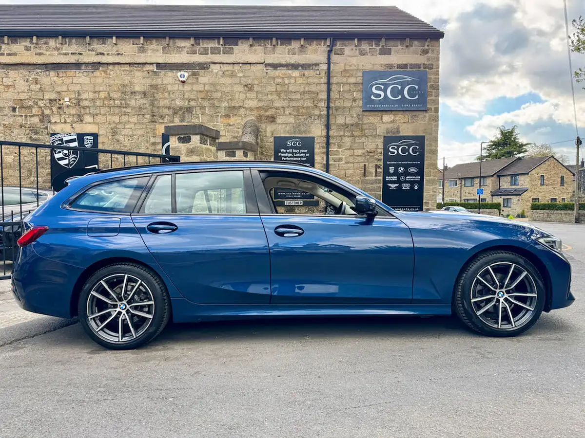 2021-bmw-3-series-20td-320d-sport-touring-5d-big-7