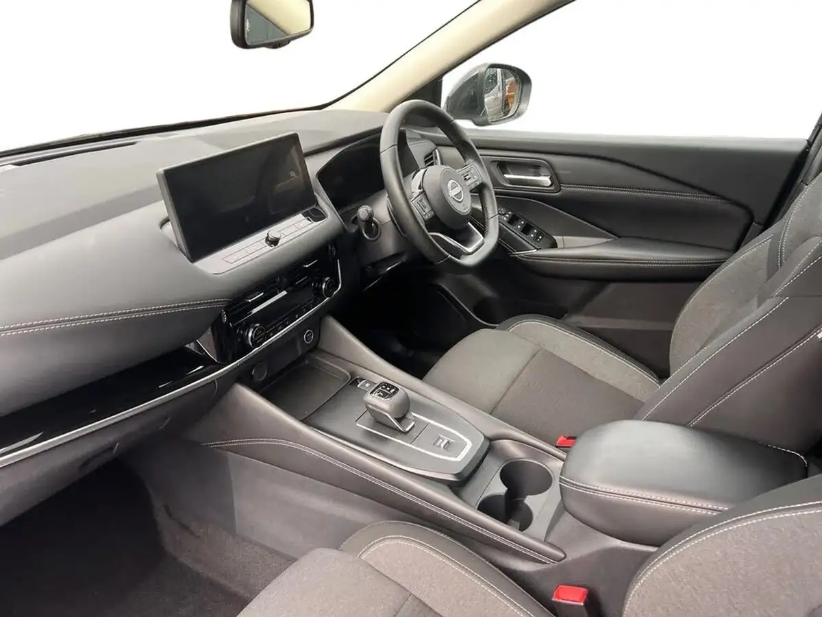 2023-nissan-qashqai-13-dig-t-n-connecta-160ps-auto-big-10