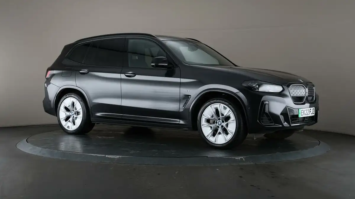 2022-bmw-ix3-e-m-sport-pro-big-48