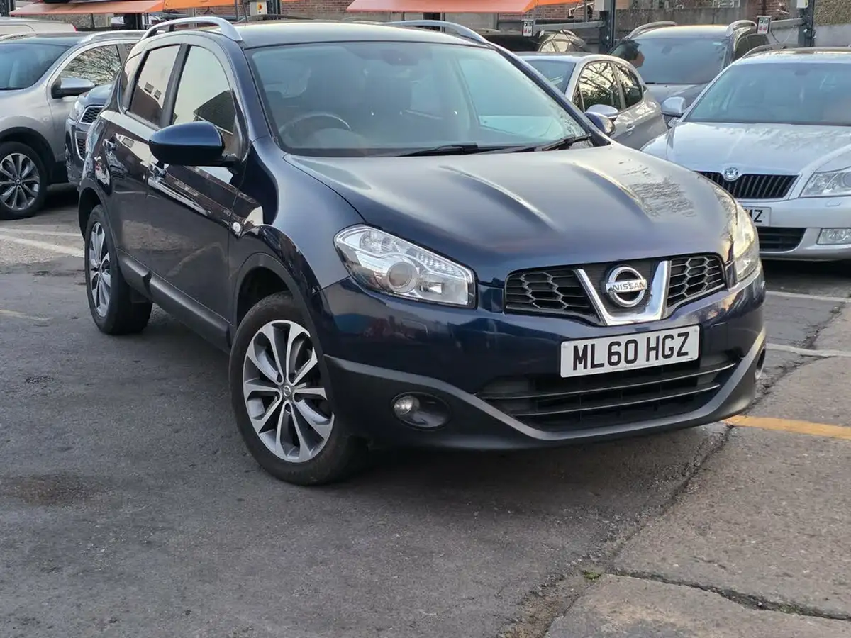 2010-nissan-qashqai-16-tekna-ss-big-3