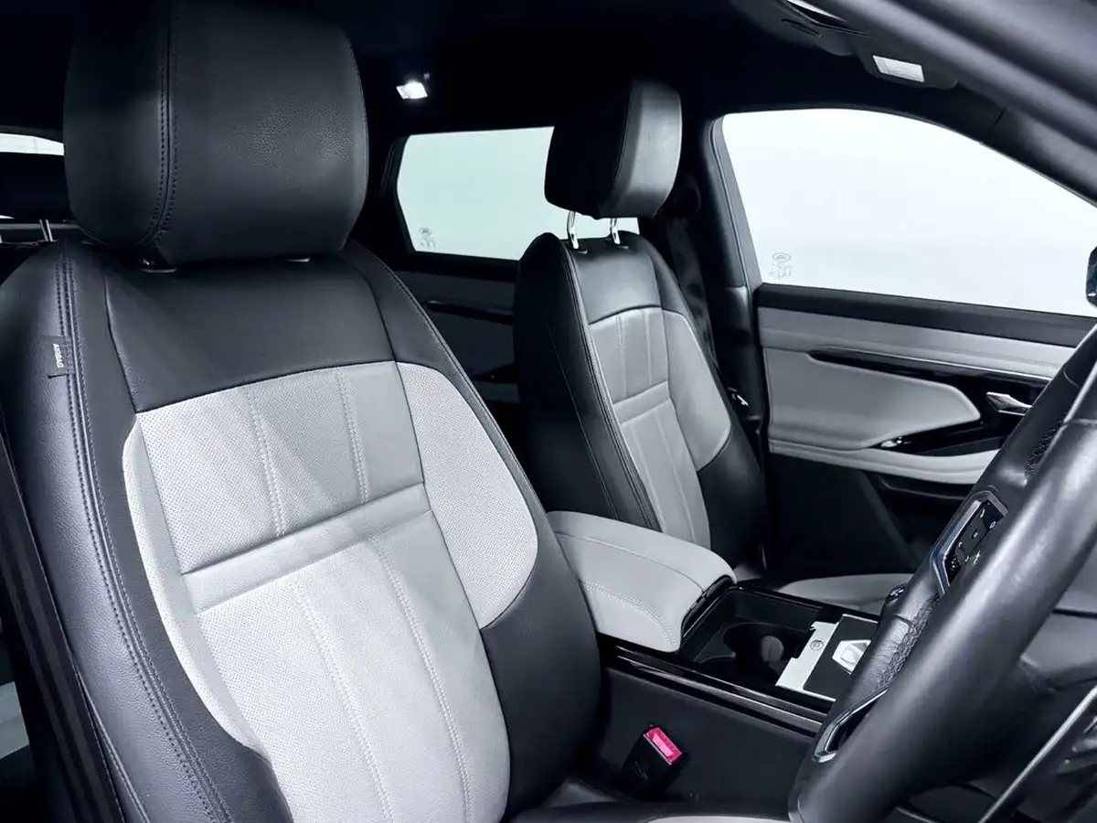 2022-land-rover-range-rover-evoque-15-p300e-r-dynamic-se-big-26