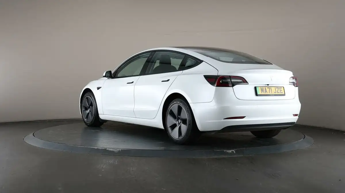2021-tesla-model-3-e-standard-plus-big-64