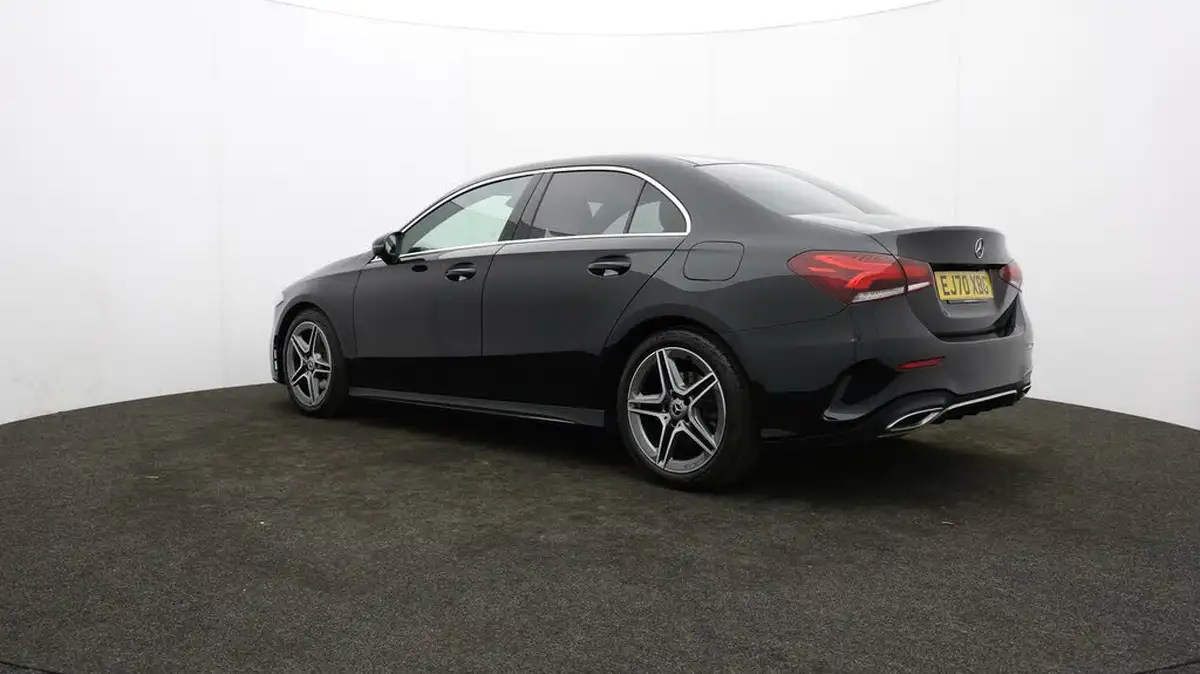 2020-mercedes-benz-a-class-13-a200-amg-line-saloon-4d-7g-dct-big-67