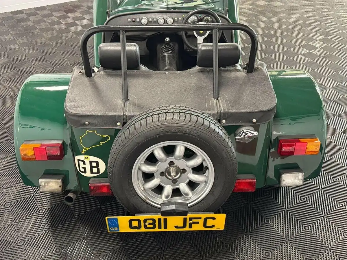 1995-caterham-super-seven-big-17