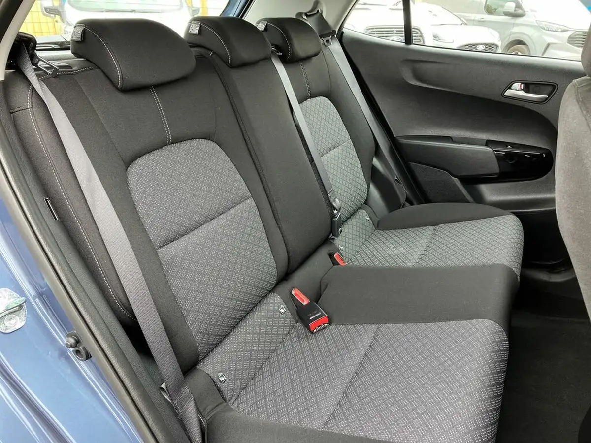 2025-kia-picanto-10-2-big-46