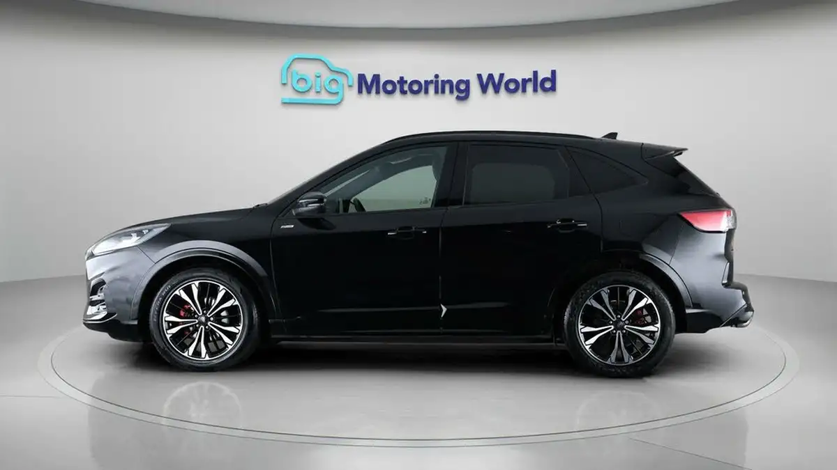 2023-ford-kuga-15t-st-line-x-edition-big-4