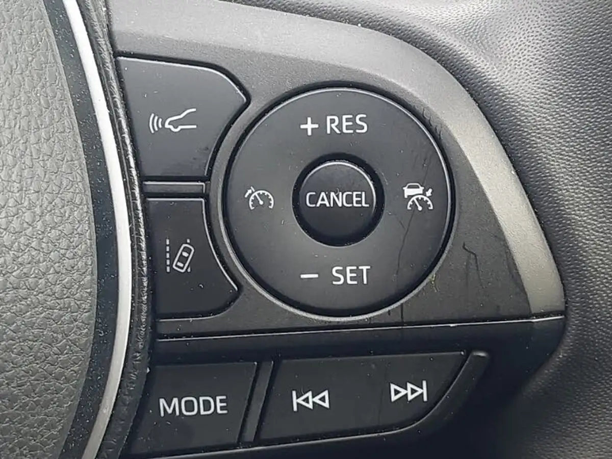 2023-toyota-rav4-25-vvt-i-design-215bhp-big-13
