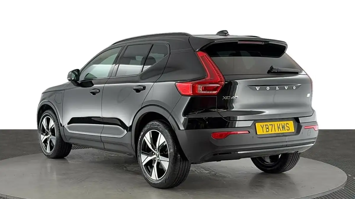 2021-volvo-xc40-15-t5-r-design-262bhp-big-5