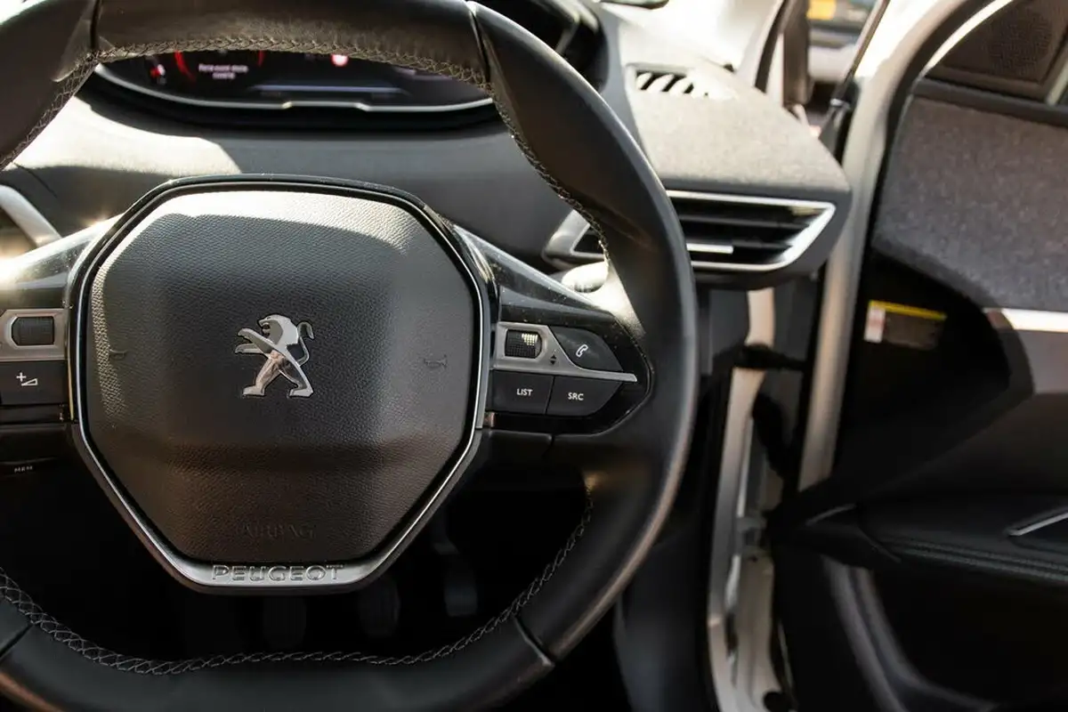 2022-peugeot-3008-suv-15-bluehdi-allure-premium-big-18