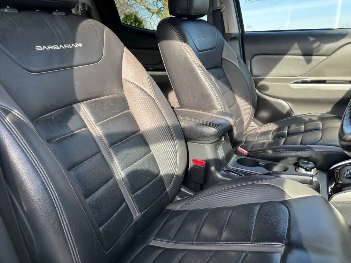 2017-mitsubishi-l200-24di-d-barbarian-178bhp-eu6-auto-big-13
