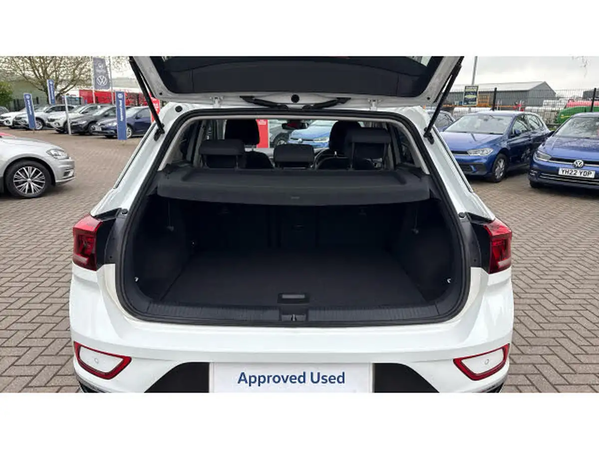 2022-volkswagen-t-roc-15-tsi-style-hatchback-5d-big-19
