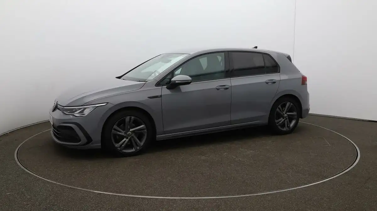 2021-volkswagen-golf-big-62