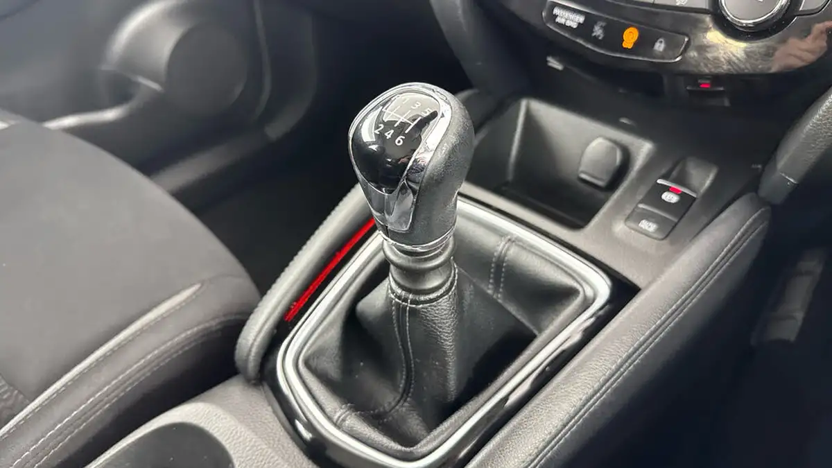 2019-nissan-qashqai-13-dig-t-acenta-premium-140ps-big-15