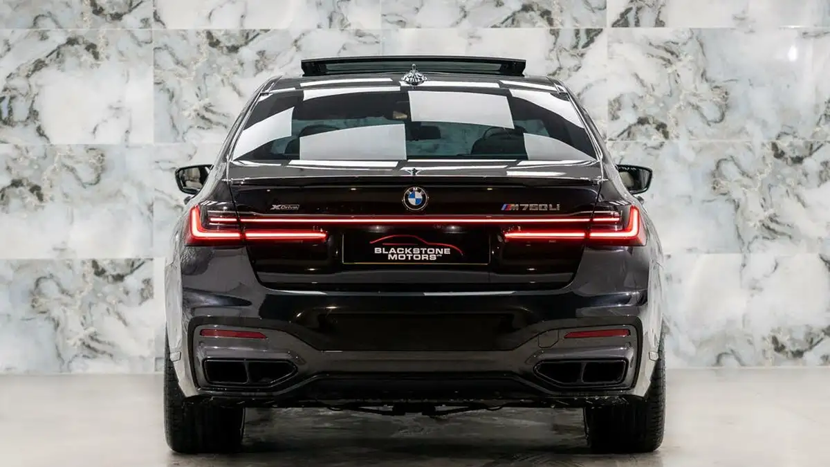 2020-bmw-7-series-66-m760li-big-4