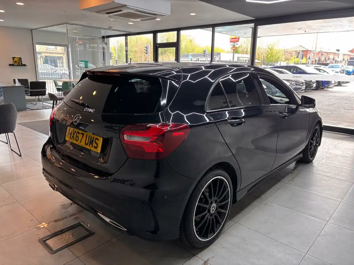 2017-mercedes-benz-a-class-21d-a200d-amg-line-premiumss-7g-dct-big-11