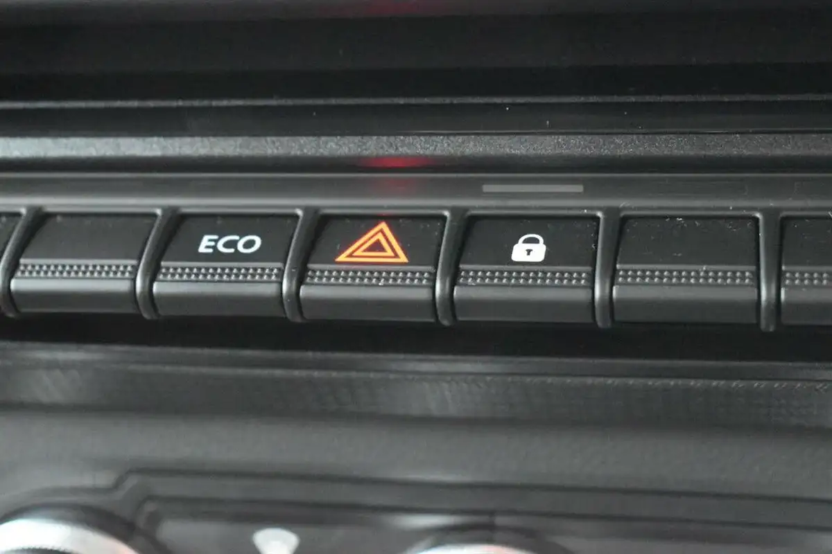 2024-renault-kangoo-e-ll21-e-tech-advance-rc-panel-big-10
