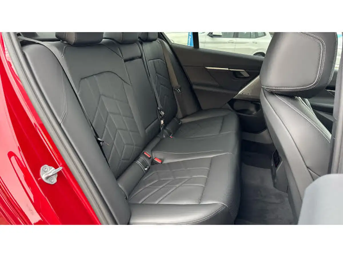 2025-bmw-5-series-20-520i-m-sport-mht-saloon-4d-big-11