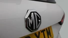 2022-mg-hs-15t-gdi-exclusive-162ps-dct-small-19