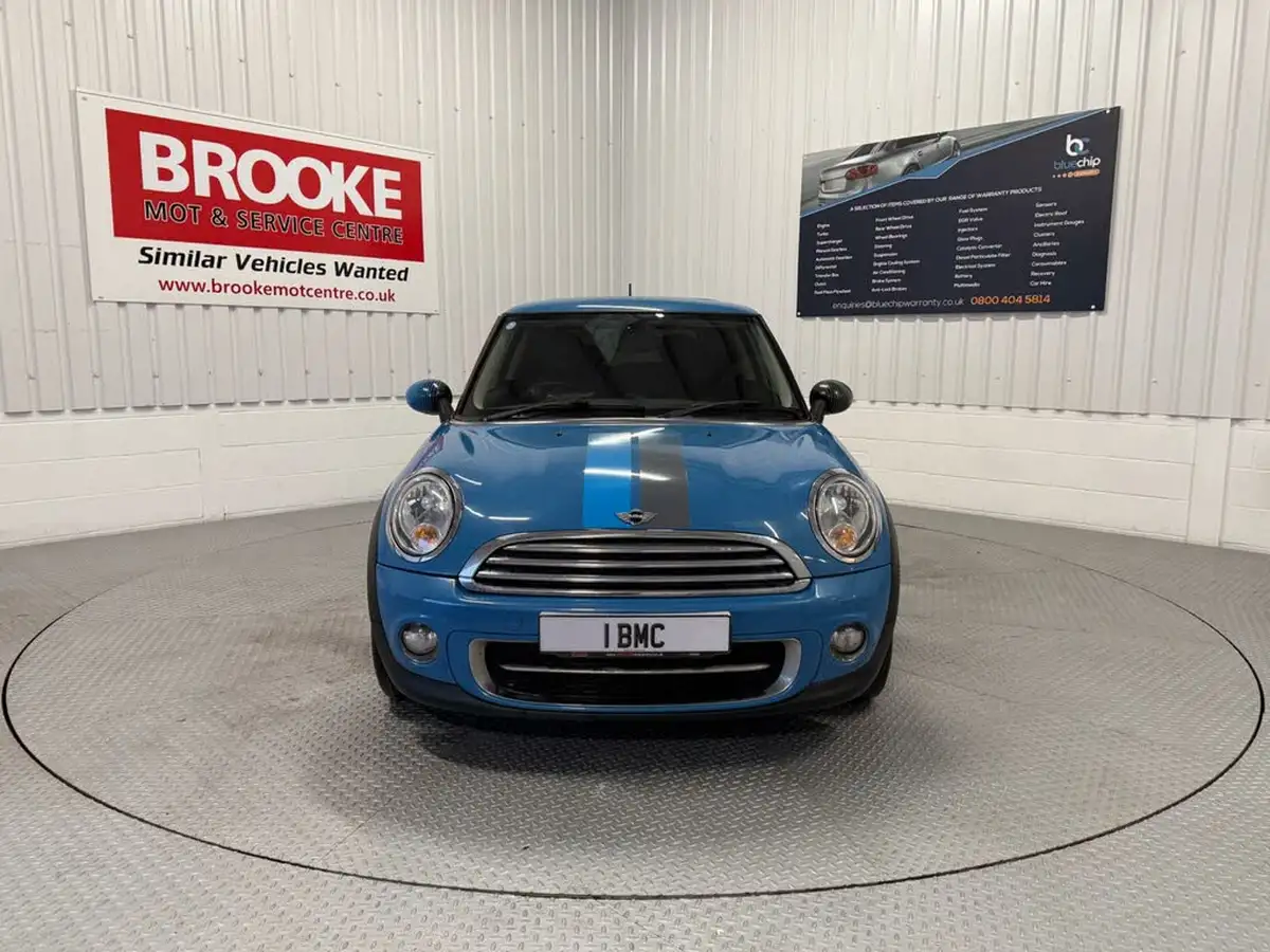 2013-mini-cooper-16td-cooper-d-bayswater-big-3