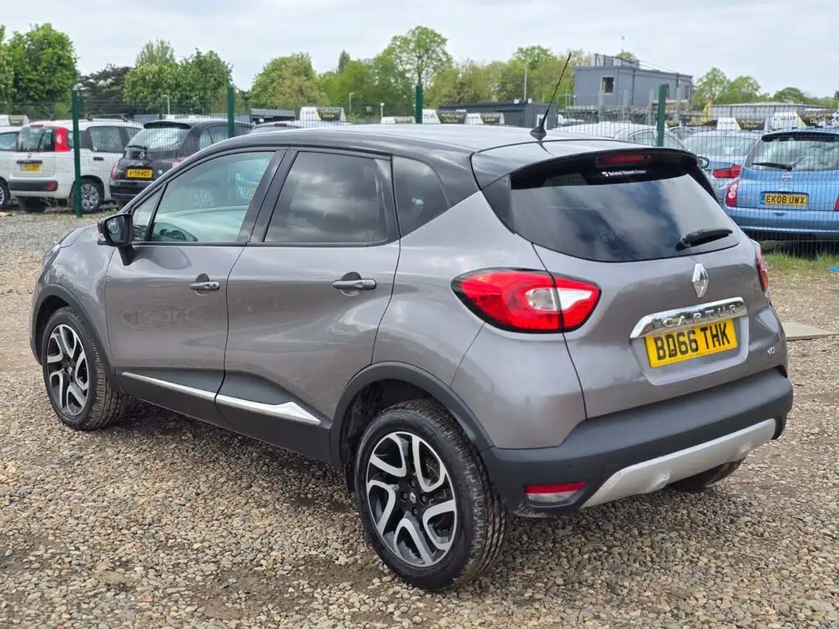 2016-renault-captur-15dci-signature-nav-90bhp-edc-auto-big-3