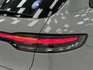 2022-porsche-macan-20-small-7
