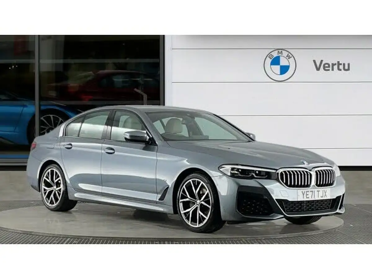 2021-bmw-5-series-20td-520d-xdrive-m-sport-mht-saloon-4d-big-0