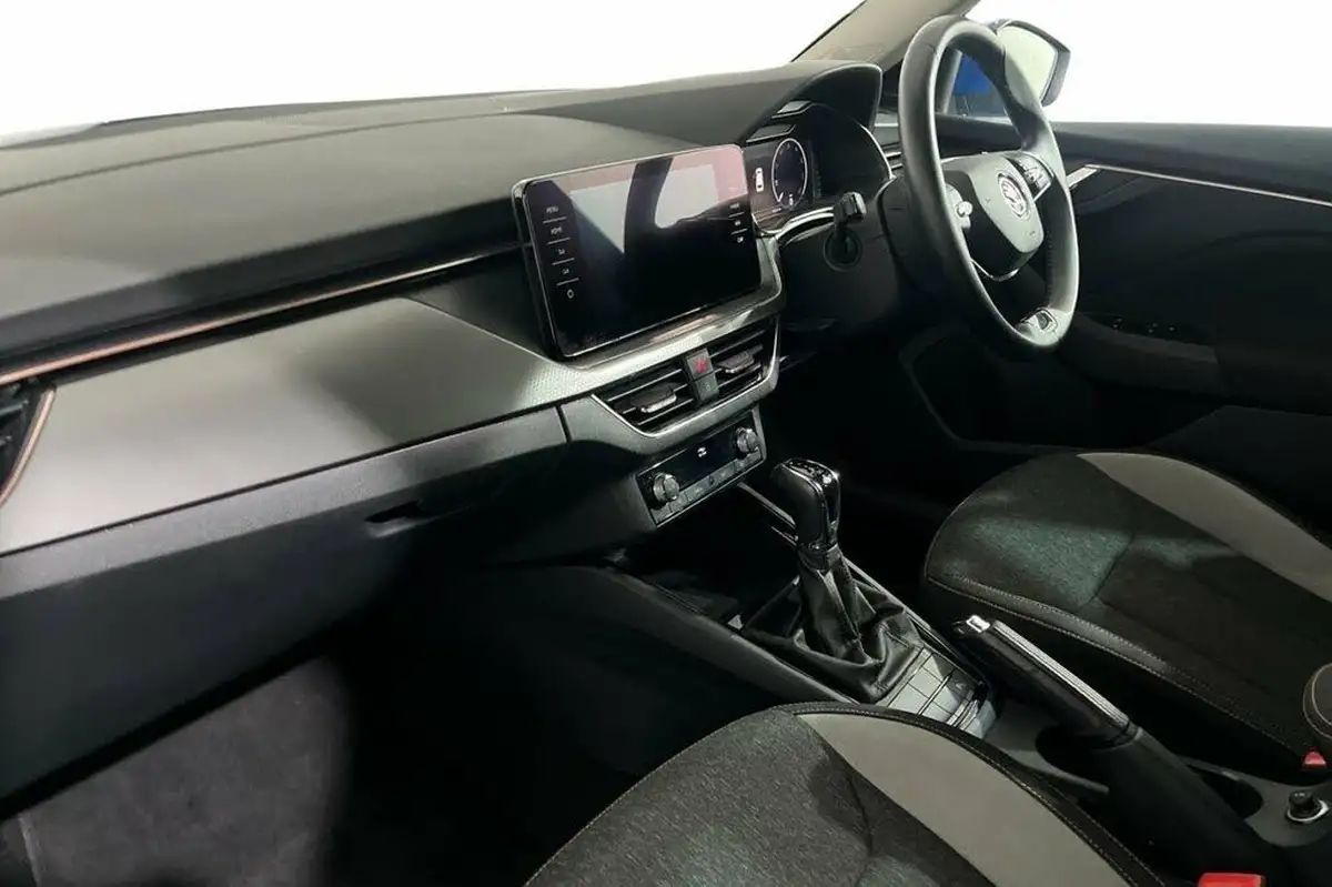 2022-skoda-kamiq-15-tsi-se-l-dsg-big-8