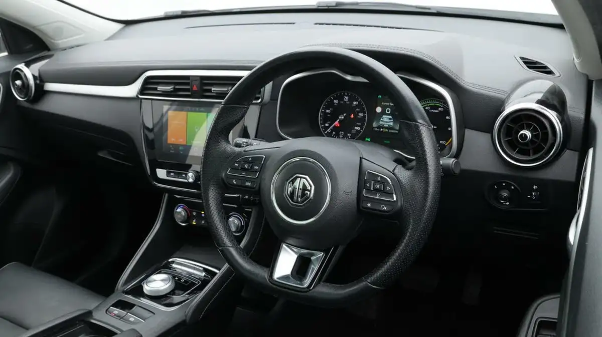 2021-mg-zs-suv-e-exclusive-ev-big-9