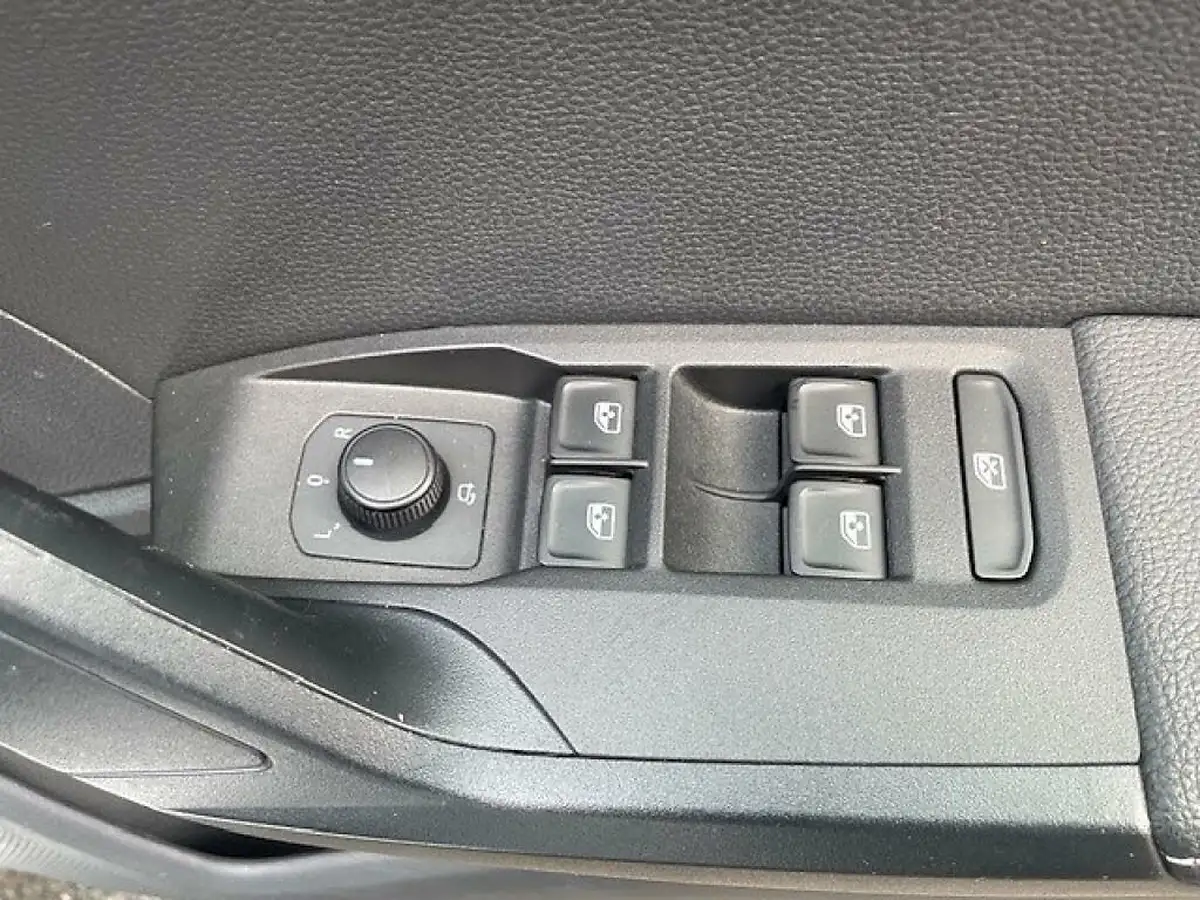 2019-seat-arona-10-tsi-xcellence-lux-ss-big-21