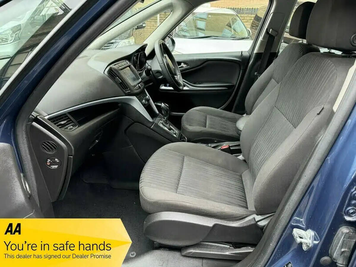 2017-vauxhall-zafira-tourer-14i-16v-turbo-design-auto-big-5