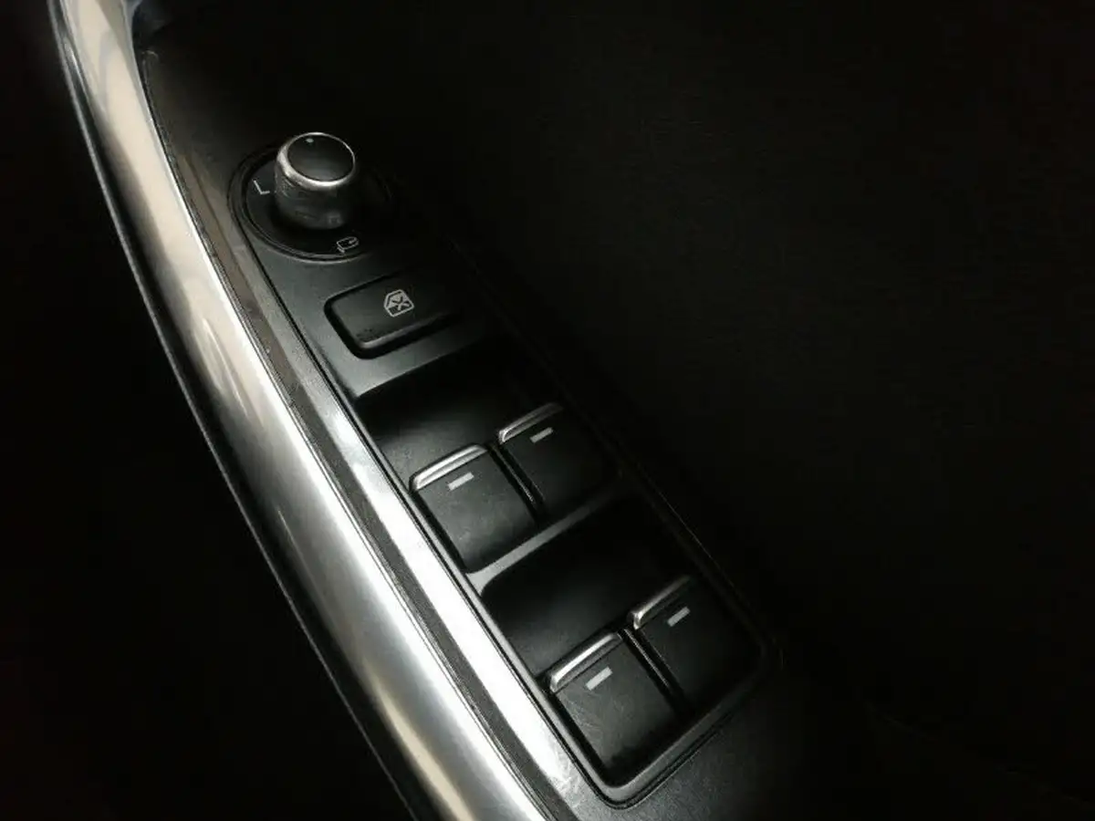 2016-mazda-cx-5-20-sport-nav-big-15
