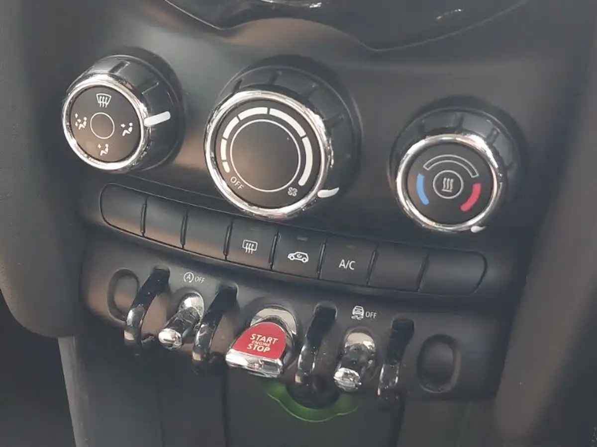 2019-mini-cooper-15-cooper-classic-hatchback-5d-auto-big-16