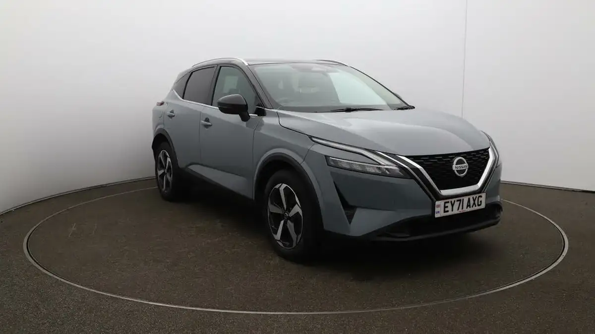 2021-nissan-qashqai-13-dig-t-premiere-edition-140ps-big-34
