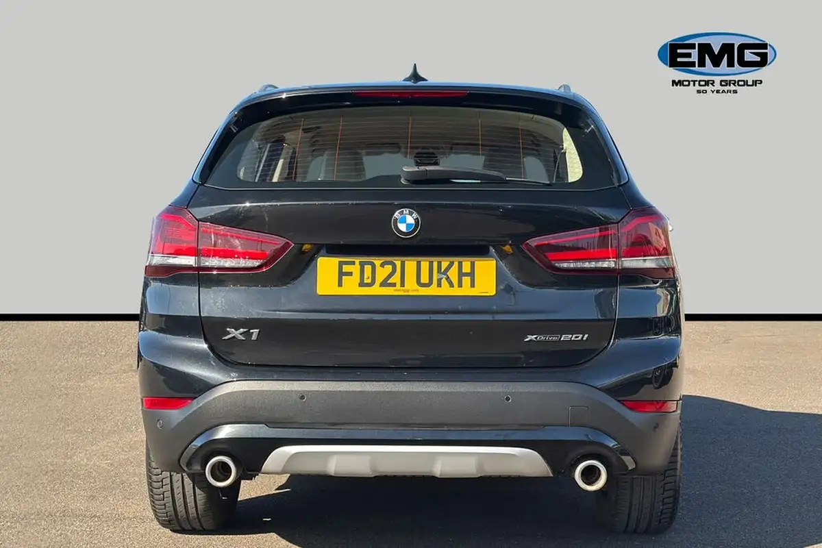 2021-bmw-x1-20-xdrive20i-xline-big-4