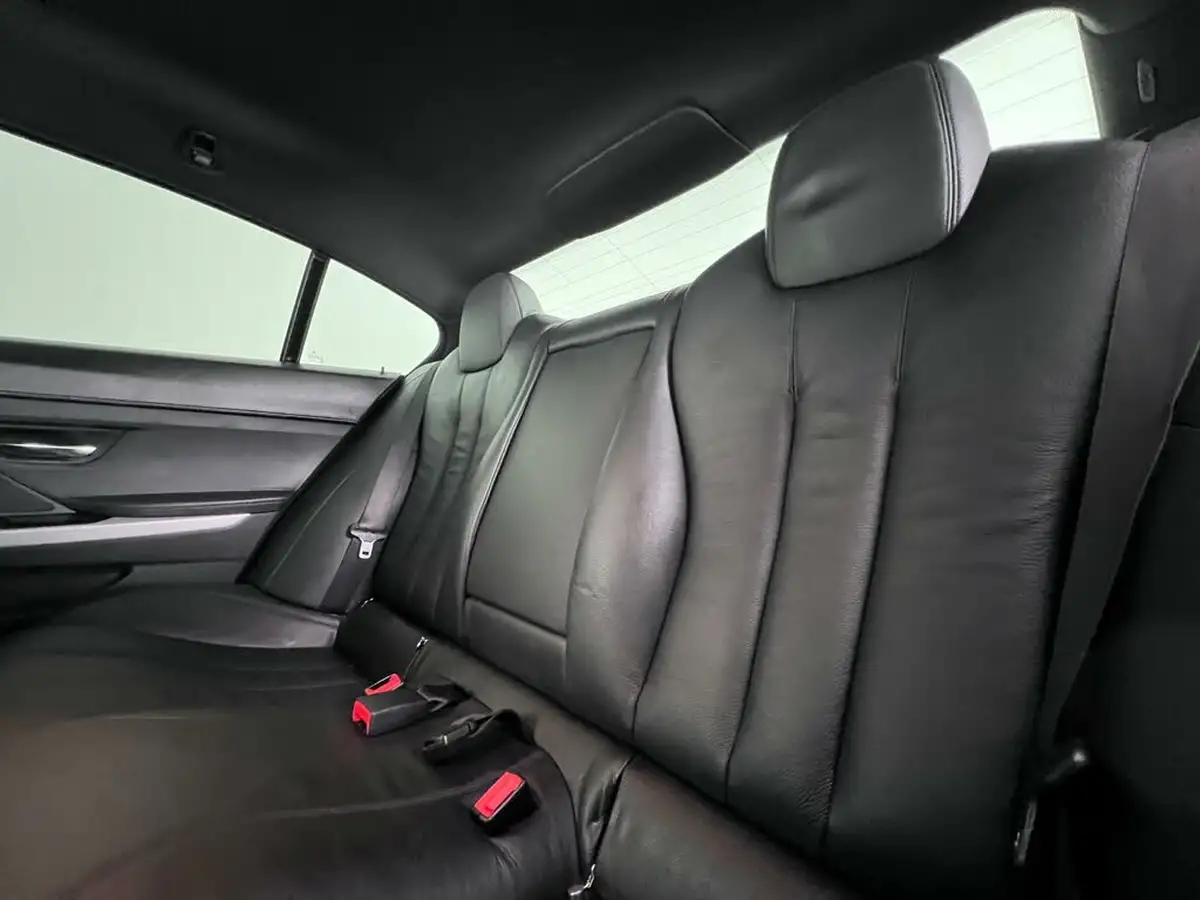2016-bmw-6-series-30-640i-m-sport-gran-coupe-4d-big-12