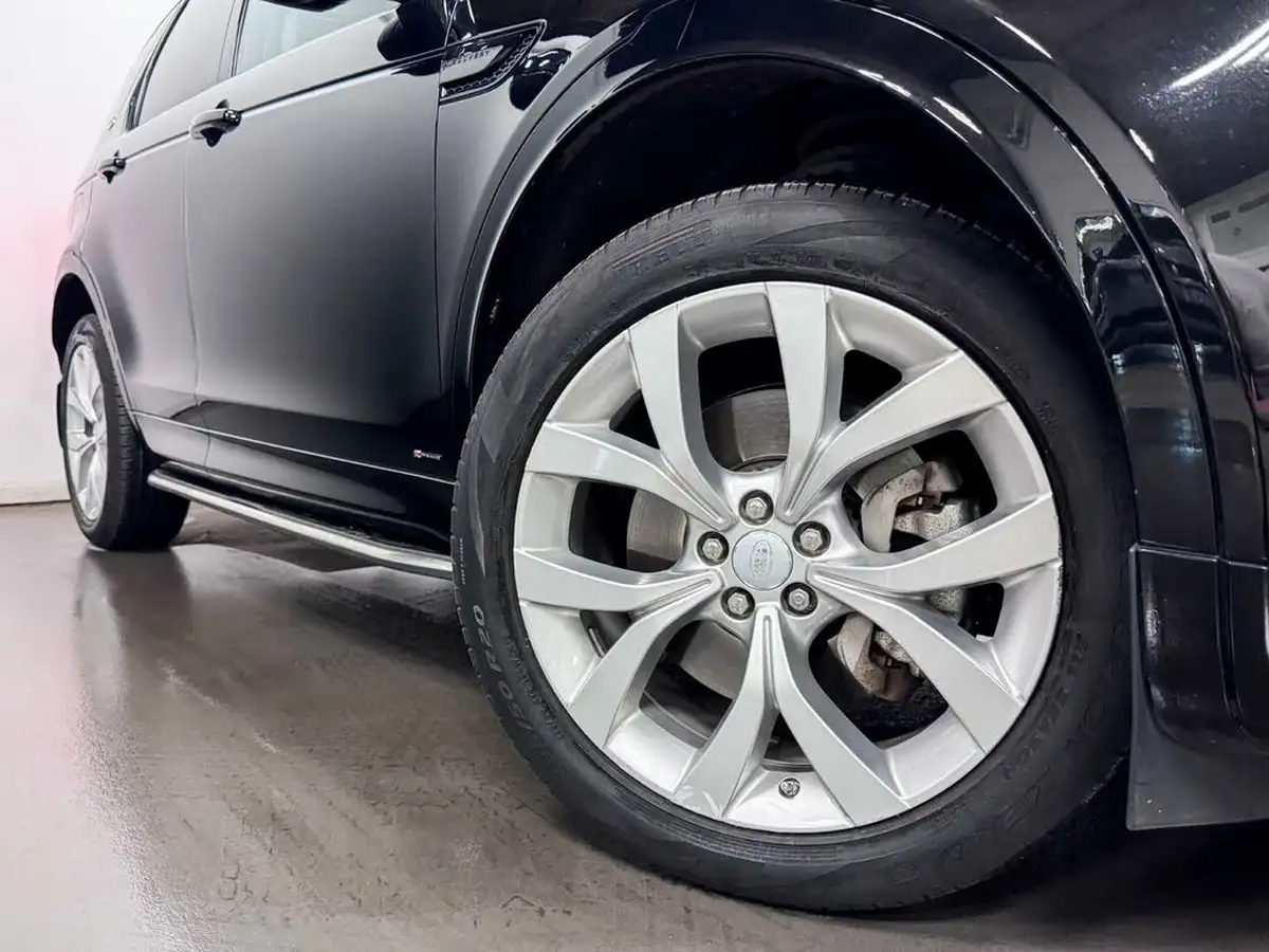 2021-land-rover-discovery-sport-15-p300e-r-dynamic-se-big-18