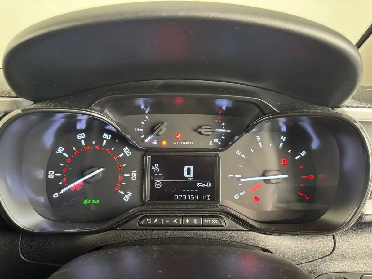 2023-citroen-c3-12-puretech-c-series-edition-83ps-ss-big-34