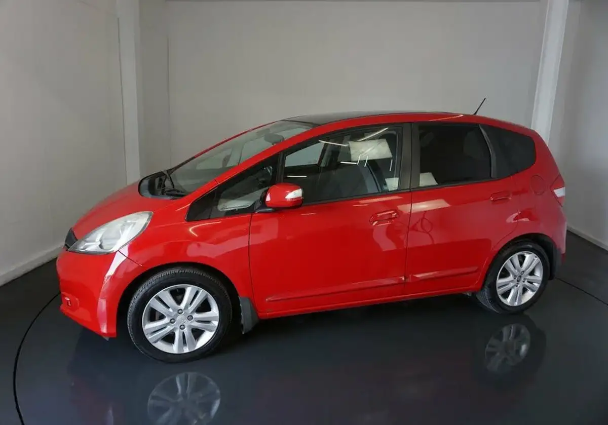 2011-honda-jazz-14-ex-big-3