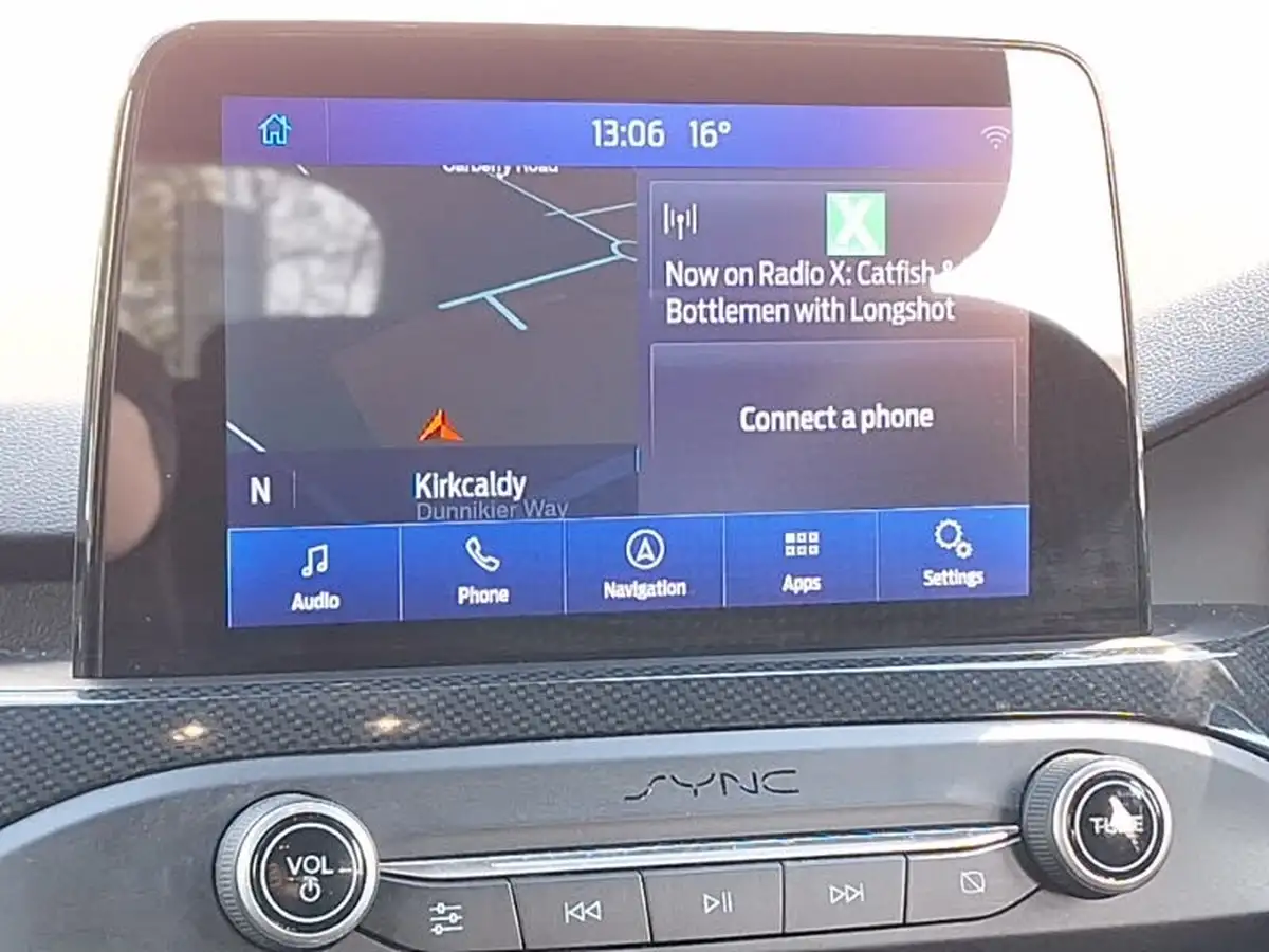 2020-ford-focus-10t-st-line-hatchback-big-9
