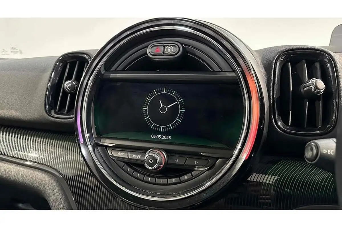 2018-mini-countryman-20-cooper-s-ss-auto-big-41