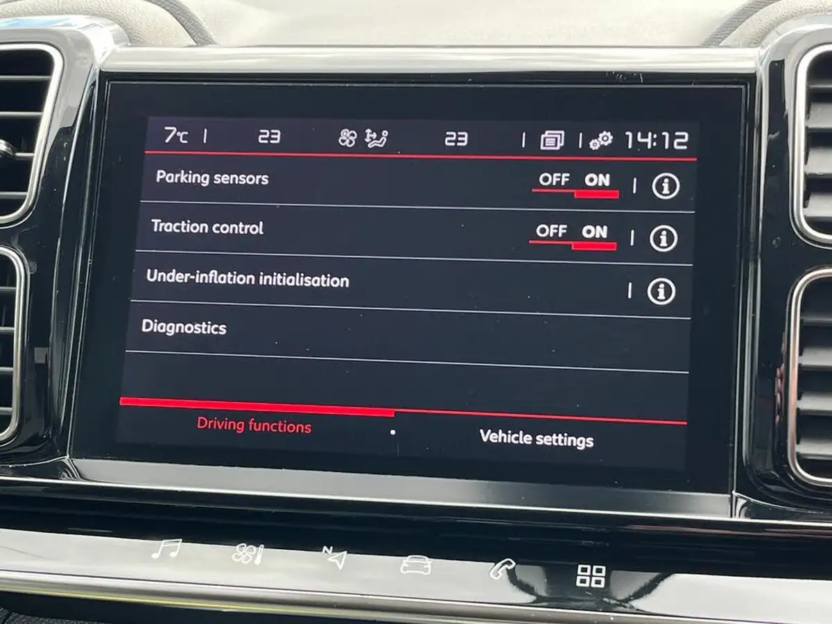 2022-citroen-c5-aircross-12-puretech-shine-ss-big-18