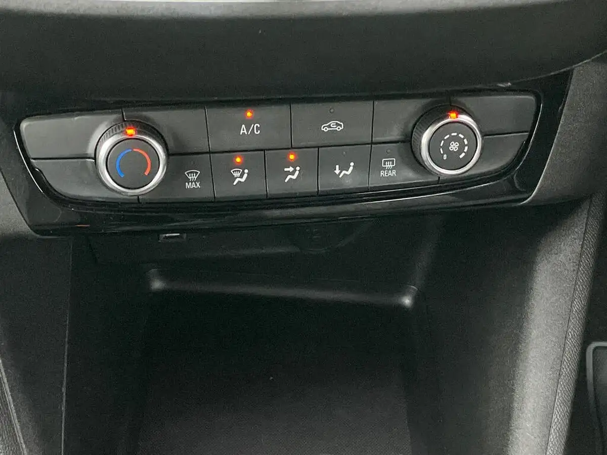 2021-vauxhall-corsa-12-turbo-se-edition-big-11