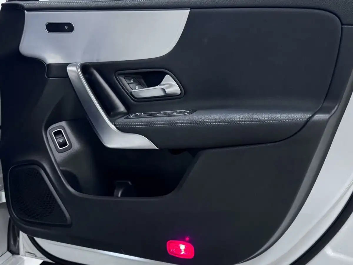 2022-mercedes-benz-cla-13-cla-200-amg-line-executive-coupe-4d-big-13