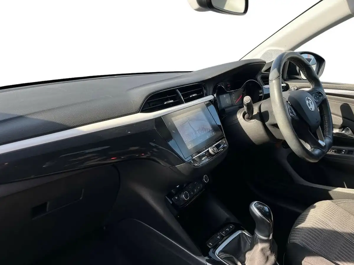 2021-vauxhall-corsa-12i-griffin-edition-big-6