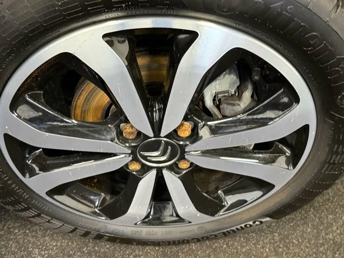 2021-citroen-c1-10-vti-shine-5d-big-12