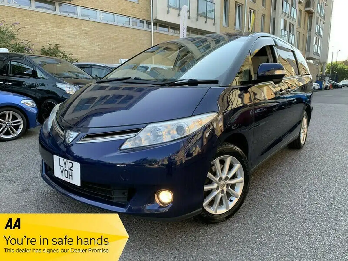 2012-toyota-estima-aeras-24-big-0