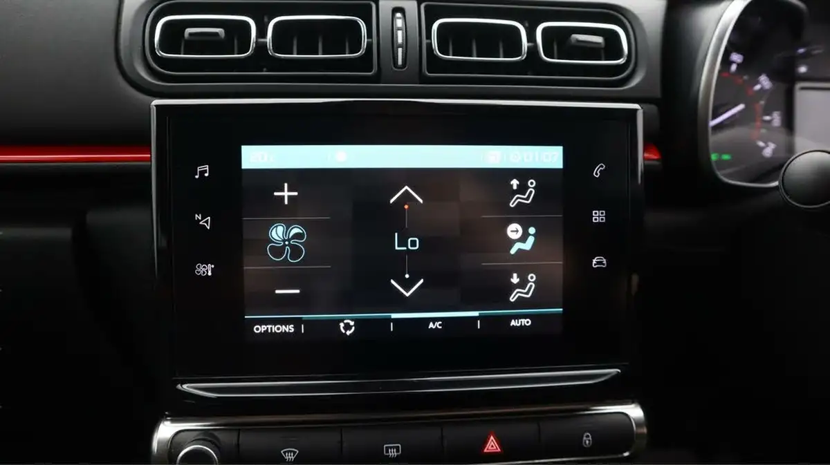2020-citroen-c3-12-puretech-flair-plus-110ps-eat6-big-12